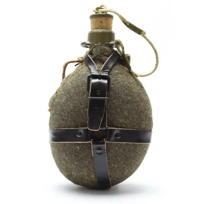 Kup online Oryginalny Czech Army Picie Flask M60 Water Bottle Bottle Cankow Cork Cork Stopper