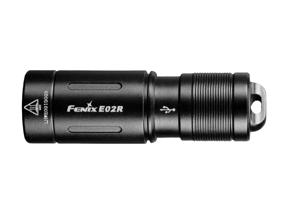 Tani Latarka Fenix E02R czarna