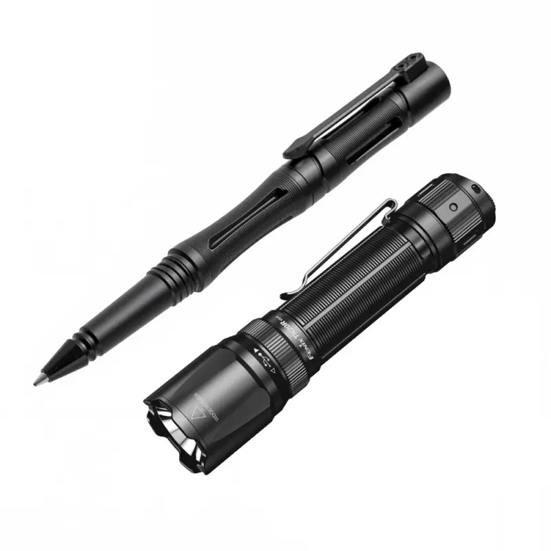 Latarka taktyczna Fenix TK20R V2.0 czarna plus długopis taktyczny T5 gratis Super okazja