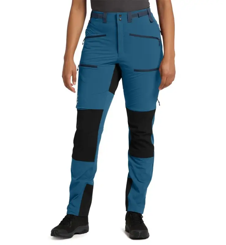 Niska cena Spodnie softshellowe damskie Haglöfs Rugged Standard Pant - 4Tp Dark Ocean/True Black